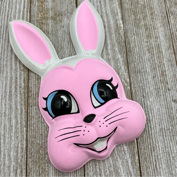 Vintage Kitschy Pink & Beige Easter Bunny Face Cake Topper Decor, 6.25 Inch - Picture 4 of 7